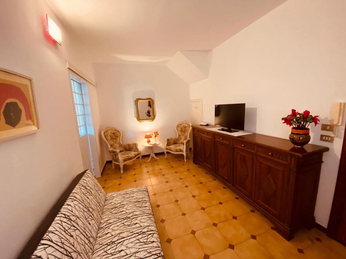 Casa Mariuccia A Due Passi Dal Mare Apartment Finale Ligure Ngoại thất bức ảnh