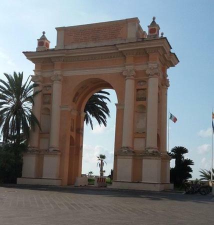 Casa Mariuccia A Due Passi Dal Mare Apartment Finale Ligure Ngoại thất bức ảnh